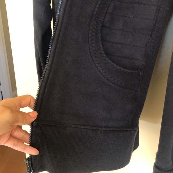 Limited Lululemon winter jackets - Picture 10 of 10